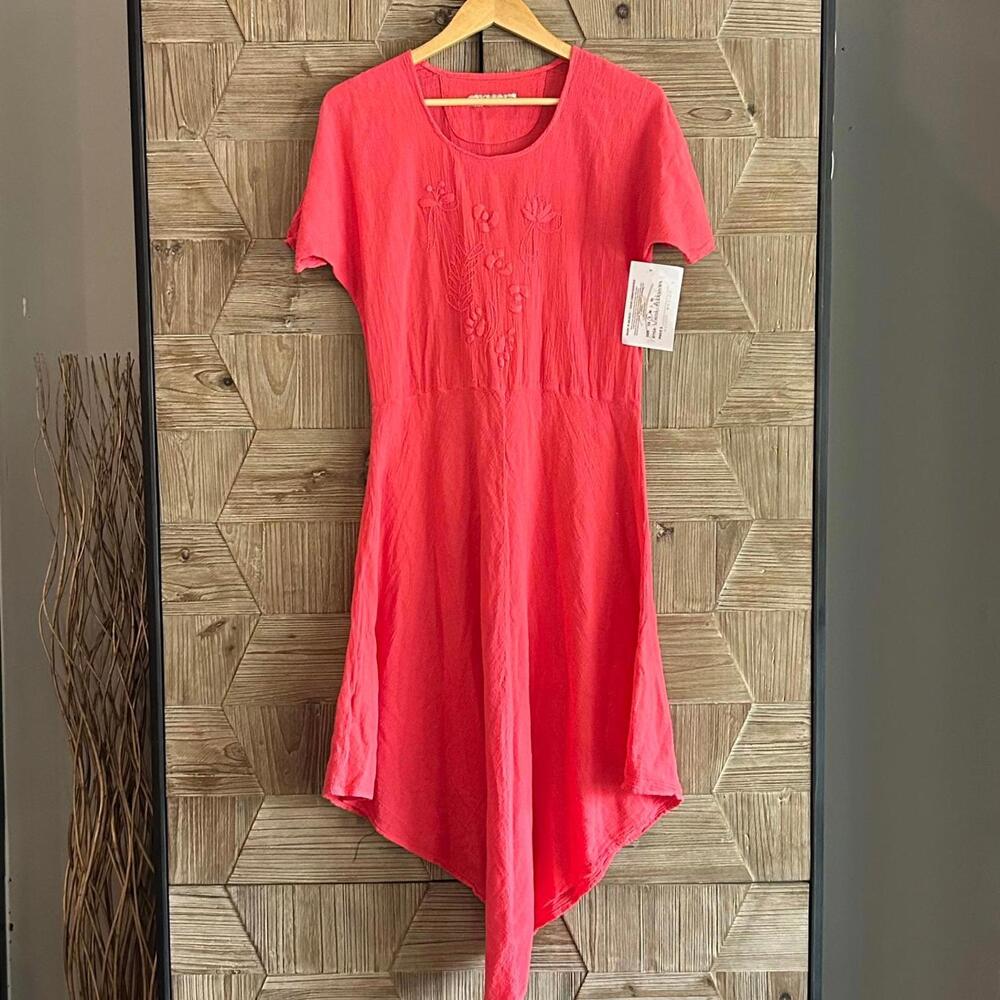NWT Manta Del Lago Midi Dress Size Small Peach Pointed Hem Cottagecore